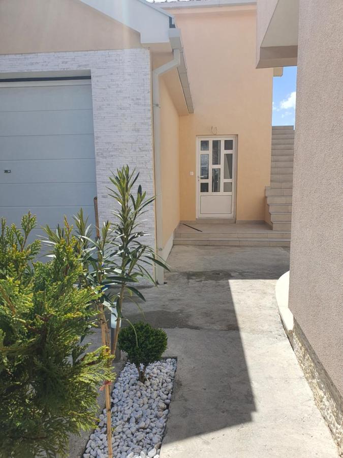 Apartman Tolosi Podgorica Eksteriør billede